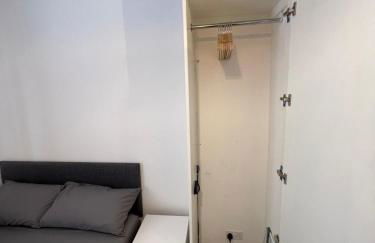 Cosy Self contained Studio flat - Photo 7