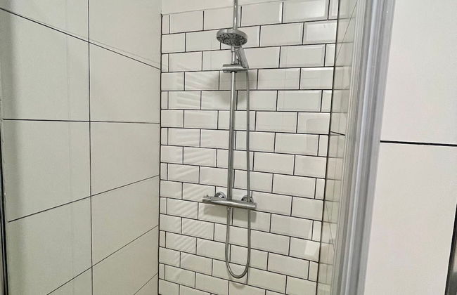 Serviced Studio Apartments in Utrecht - Photo 19