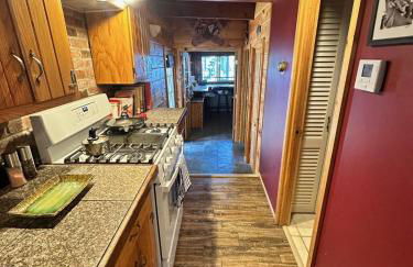 Well-appointed Adirondack cabin directly on 9-mile lake - Foto 51