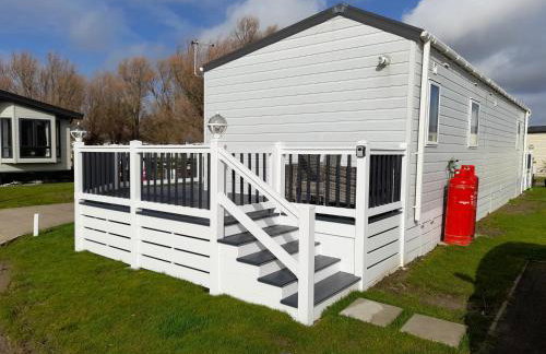 The Meadows New Beach Holiday Park - Photo 9