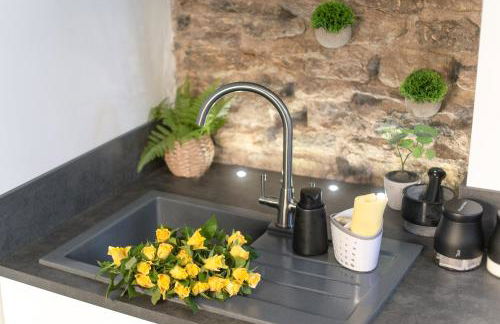 Bumblebee checkout 2pm Frome Longleat Aqua Sana Bath 5 people PRIVACY - Foto 36