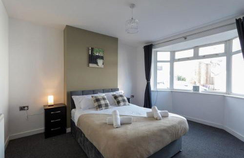 Brand New 5 Bed Home With Snooker Table, Wolverhampton - Foto 8