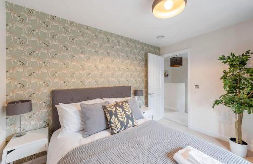 Fantastic 3-bed house with parking - Photo 5