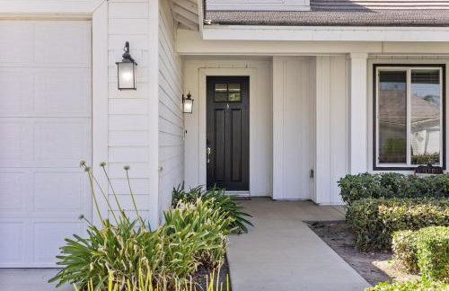 Spacious Home with Private Pool - Photo 65