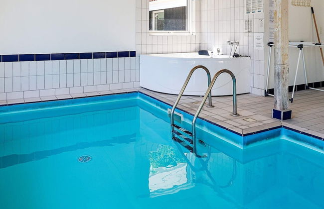 12 Person Holiday Home in Hundested - Foto 16