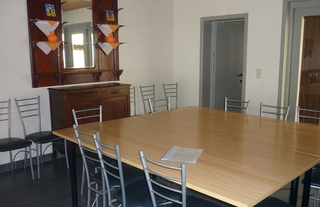 Quiet Cottage near Woods - Photo 25