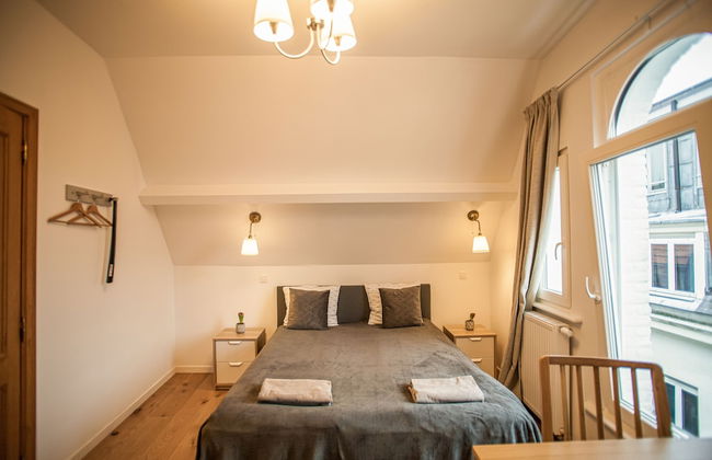 Luxury Suites Riverside Residence - Photo 2