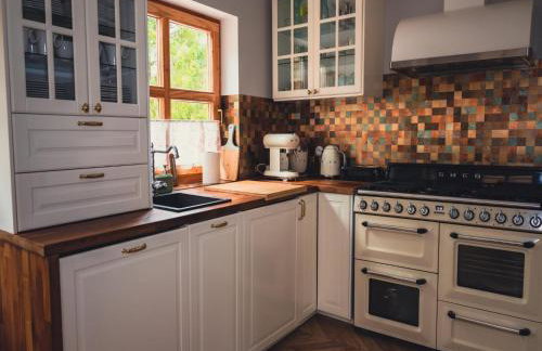 Large Holiday Villa With Sauna, Jacuzzi and Pool - Foto 18