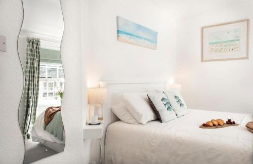 Abbey Cottage, Close to Mousehole Harbour - Photo 22