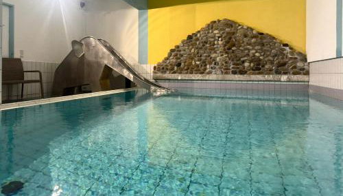 Apartment 16 - Ferienresidenz Roseneck, Galeriewohnung, mit Schwimmbad in Todtnauberg bei Feldberg - Foto 2