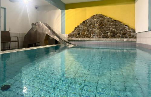 Apartment 16 - Ferienresidenz Roseneck, Galeriewohnung, mit Schwimmbad in Todtnauberg bei Feldberg - Foto 2