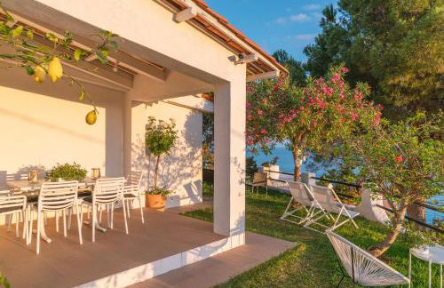 Dimore Acquasale- Sea View Houses - Photo 2