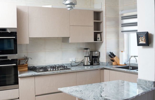 3-bedroom Apartment in Tema - Chez Akwasi - Photo 9