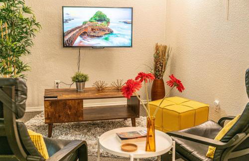 Fun Fremont 2br - Walk To Food And Shops! - Photo 6