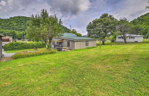 Damascus Cottage with Fire Pit - 1 Mi to Trails - Foto 21