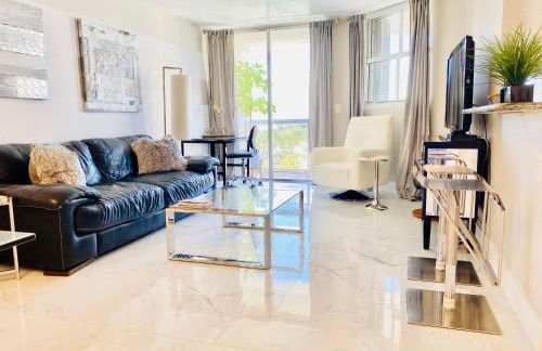 OCEAN BAY VIEWS 2Bdr 2Bath BEACH CONDO PARKING - Photo 25