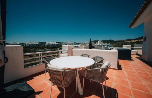 Frontline Golf Penthouse Alcazaba Lagoon - EHHouse - Foto 11