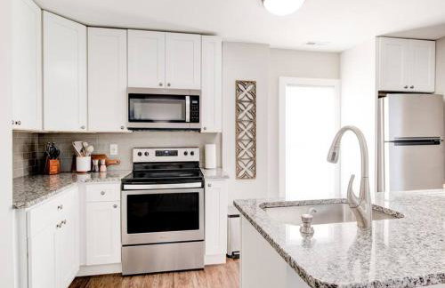 Cozy 1-Bedroom Retreat, New Remodel, Fast Wi-Fi - Foto 11