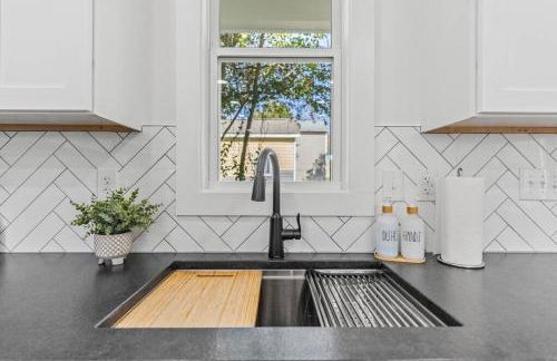 New•Downtown• OneTreeHill Bridge - Foto 9