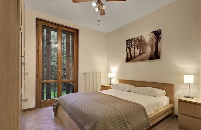 Lovely Flat With Shared Pool and Amazing Lake View - Photo 2