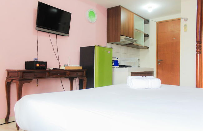 Homey and Cozy Living Studio at Margonda Residence 2 Apartment - Foto 8