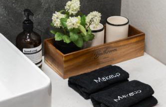 Stylish Studio in Ożarów Mazowiecki with Balcony by Noclegi Renters - Foto 14