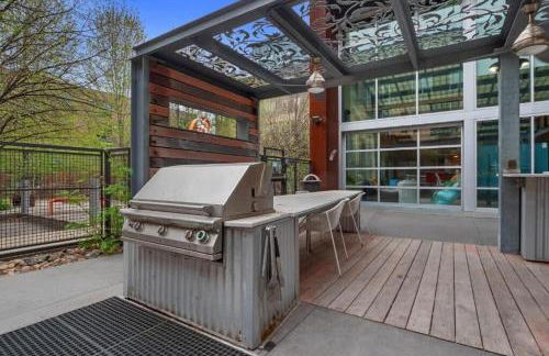 CozySuites 2BR Mill District with pool, gym #02 - Foto 18