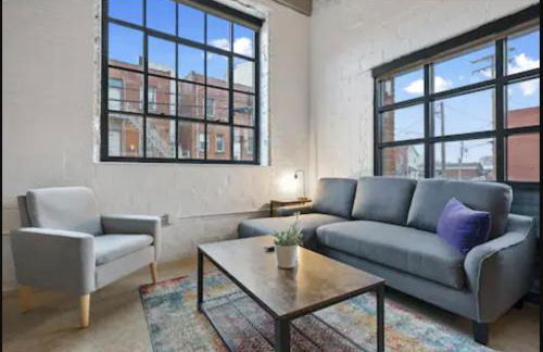 2125 Superior Living - Photo 160