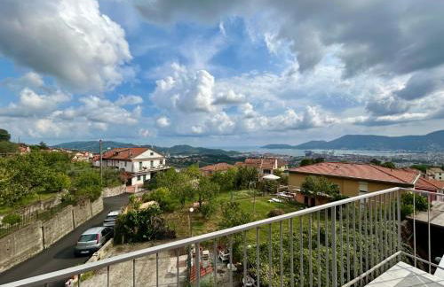 Ampio appartamento fino a 6 persone sulle colline della Spezia, vista panoramica sul Golfo - 10 minuti dal centro città 16 da Sarzana e Lerici - Photo 21