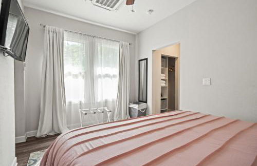 Spring Bungalow - A cozy getaway in downtown Hot Springs! - Foto 15