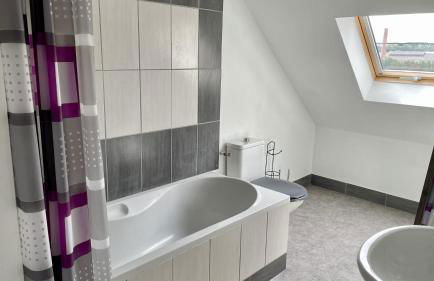 C3 Familiale Parking 2 Chambres 4 lits 5 pers WiFi Réduc Semaine ou Mois, Velo - Photo 6