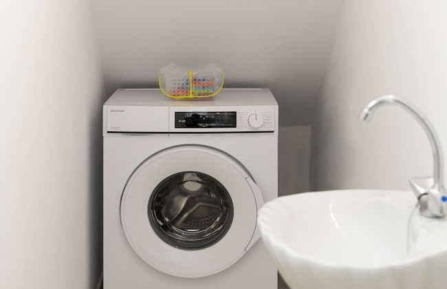 Parian Charming 3bedroom Home - Photo 36