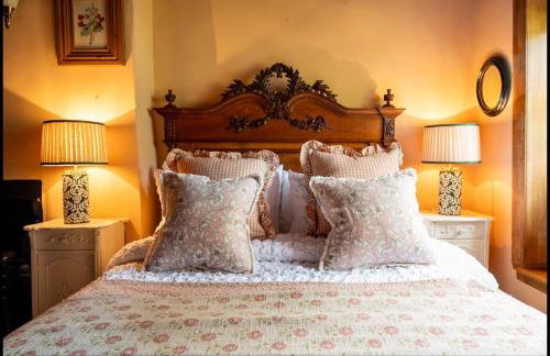 Historic, Hidden, Cosy, Log Burner, 10mins walk to Holmfirth - Foto 6