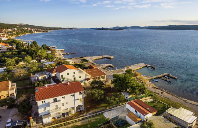 Apartment With Direct Sand Beach Access - Foto 27