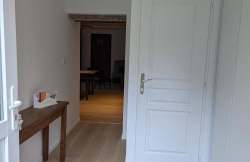 Gîte Authentique à Villemurlin avec Jardin et Parking - FR-1-590-527 - Foto 13