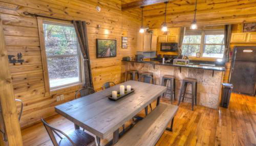 Luxury Cabin Sleeps 8 with creekside fire pit near Helen GA - Foto 5, Other