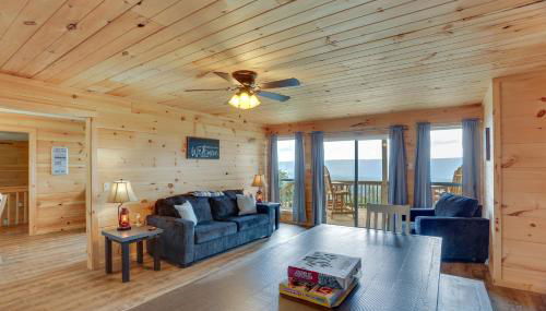 Mtn-View Gem Flat Rock Retreat with Deck and Grill! - Foto 4