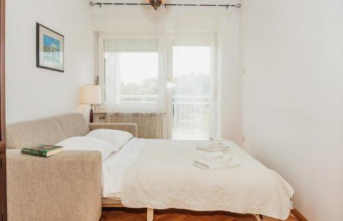 Beautiful Home In Dugo Selo With Wifi - Foto 39