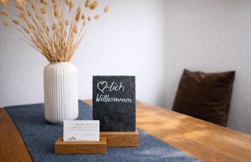 Ferienwohnung Gschwendt - zentrale und ruhige Lage mit eigenem Parkplatz - Foto 8