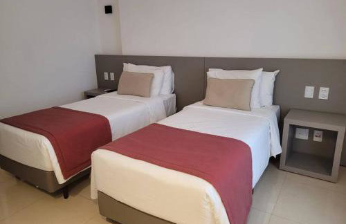 FLAT EXCLUSIVO DENTRO DO HOTEL RAMADÃ - Eixo Monumental - Foto 4