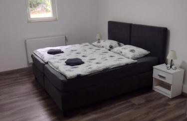 Lika Relax and Party House with sauna, jacuzzi and outdoor heated swimming pool - Foto 109