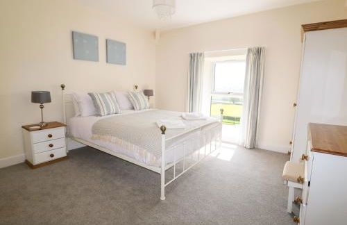 Cefn Isaf - Photo 17