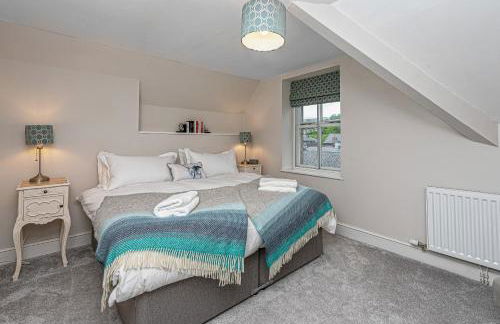 Character Townhouse in Town Centre & Superb Views - Foto 30