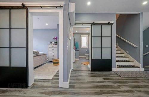 Luxe Coastal Retreat with Hot Tub & Spring Fires - Foto 13