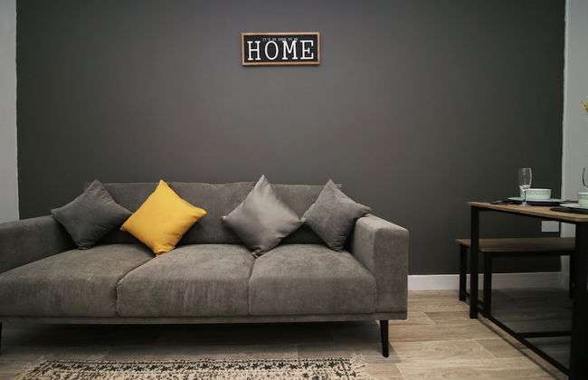 Skyline Remarkable 2-bed Apartment in Swansea - Photo 1