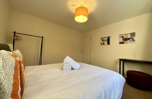 Super Apartment next to Bicester Village Sleeps 4 - Foto 18