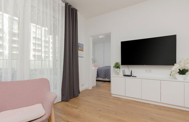 Żoliborz Artystyczny Warsaw by Renters - Foto 29