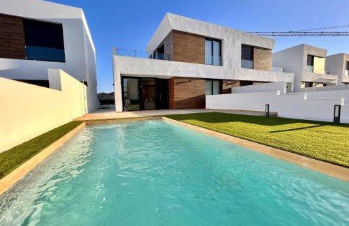 La Masion de Tout Seasonal Rental - Photo 53