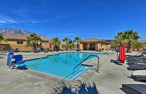 Modern Desert Princess CC Villa with Pristine Yard! - Foto 32