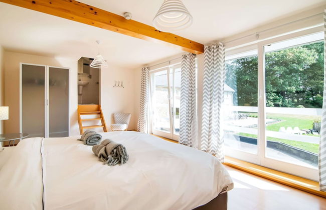 Luxurious Villa With Pool and Sauna, and Very Suitable for Culinary Workshops - Photo 9